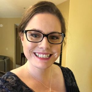 Meet your Posher, Catherine